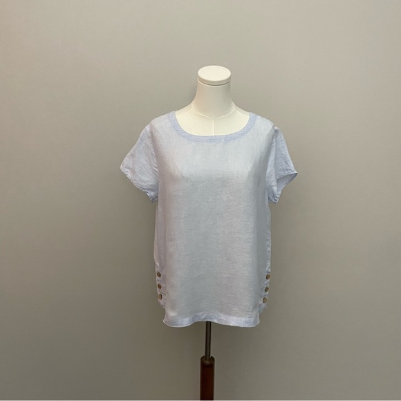 Cynthia Rowley Tops - Cynthia Rowley Top 100% Linen Button Details Short Sleeves Round Neck Baby Blue